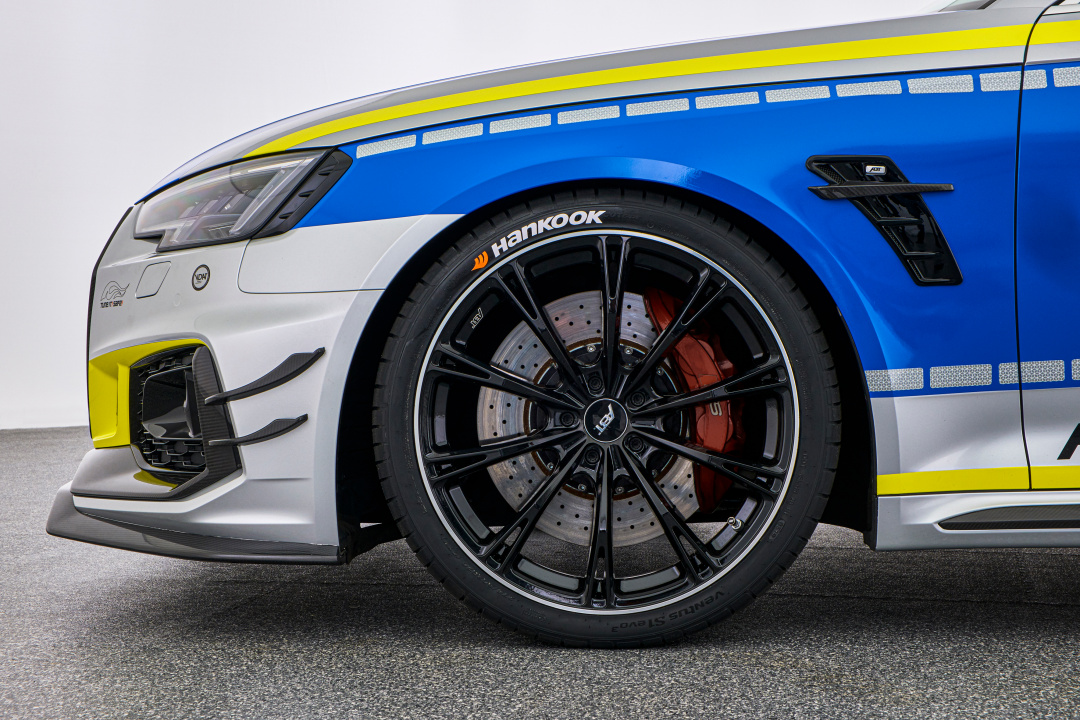 SMALL_ABT_RS4-R_police_Tune_it_Safe_16